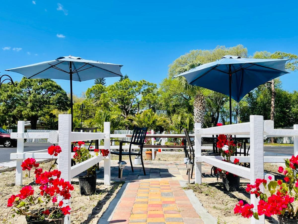Siesta Inn Sarasota - Indian Beach ภายนอก รูปภาพ